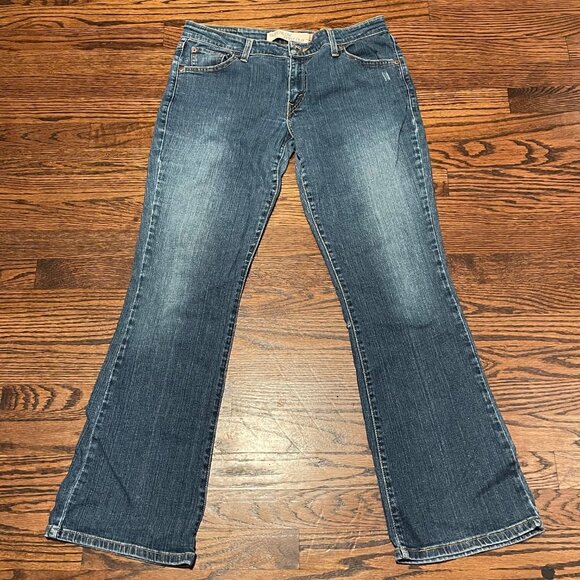 Levi's 518 Women's Size 11M Super Low Bootcut Medium Wash Denim Blue Jeans - Picture 2 of 11